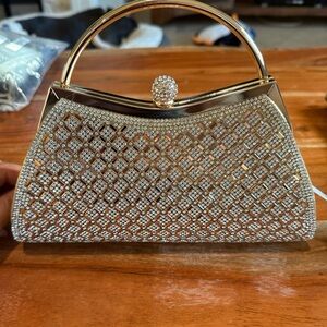 Prezzo Elegant Gold Crystal Clutch 9” Wide Snap Closure